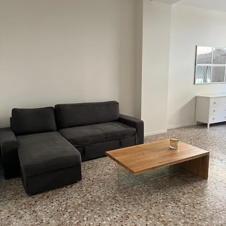 Pisito En San Anton * Alicante