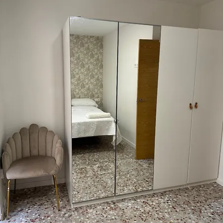 Pisito En San Anton * Alicante