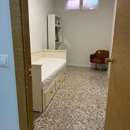 Pisito En San Anton Lejlighed