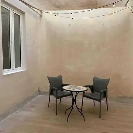 Apartamento Pisito En San Anton